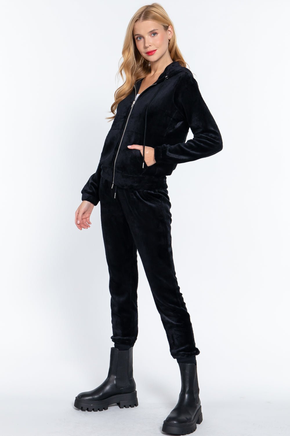 Faux Fur Jacket & Jogger Pants Set - Passion 4 Fashion USA